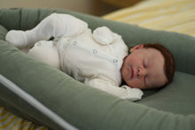 Load image into Gallery viewer, ADIRA cuddle head