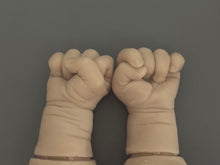 Load image into Gallery viewer, Zander silicone cuddle head